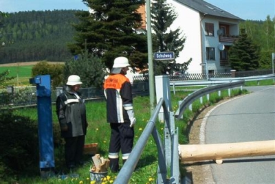 Maibaumaufstellen 01.05.2002_25